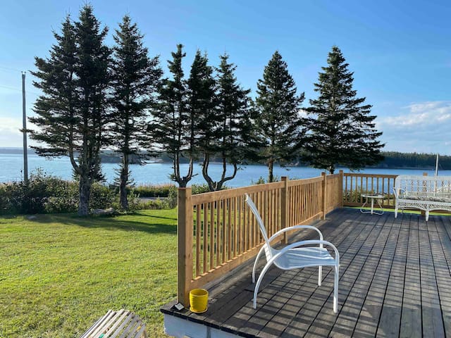 Bay Watch Cottage, on the Bay of Fundy gallery image 2