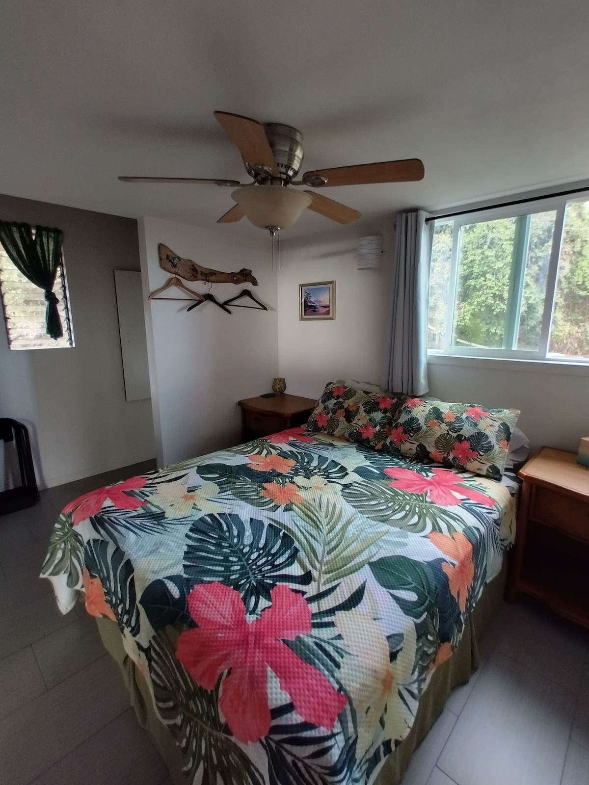 Spálňa na prízemí s manželskou posteľou 