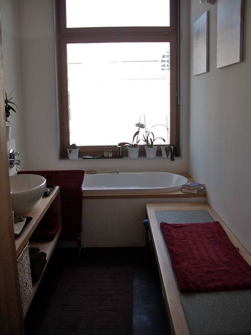 Badezimmer mit Wärmebank