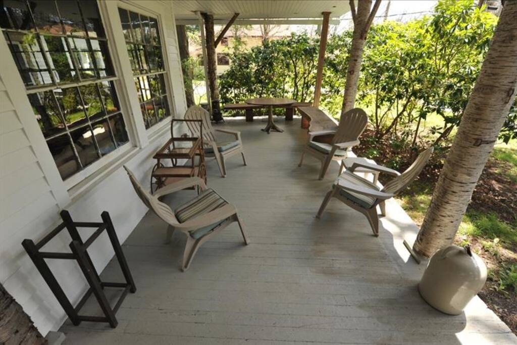 Birchwood-02-Porch1