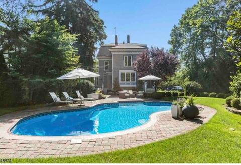 Montclair large Victorian house with pool