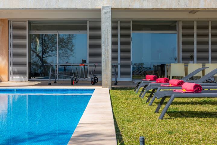 Port Nou gallery image 5