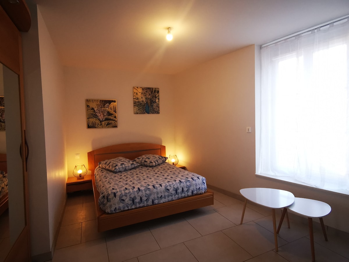 غرفة النوم 1