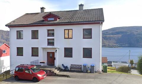 Leilighet med flott fjordutsikt