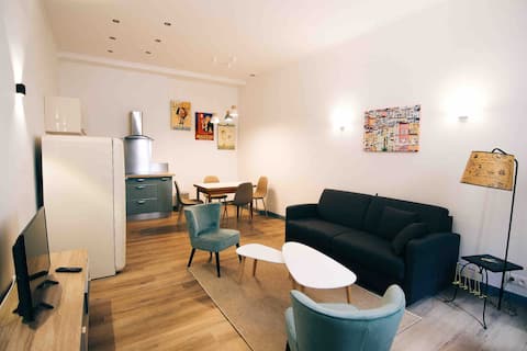 Popular Airbnb listing: In the heart of old Antibes in Antibes