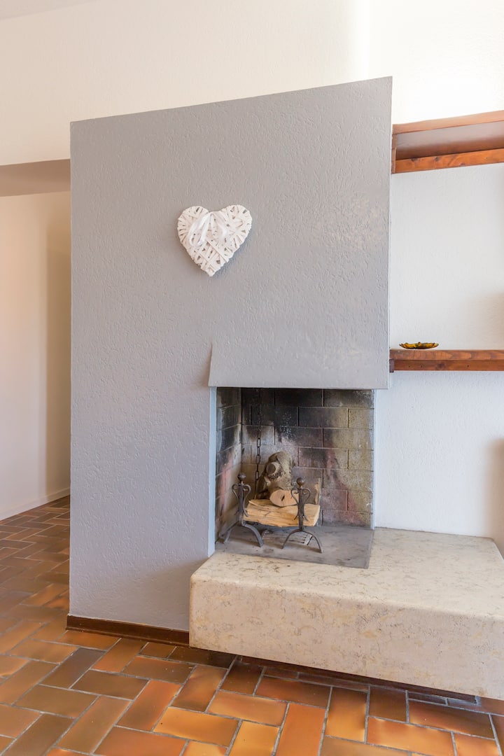 เตาผิงในห้องนั่งเล่น/เตาผิงในห้องนั่งเล่น 