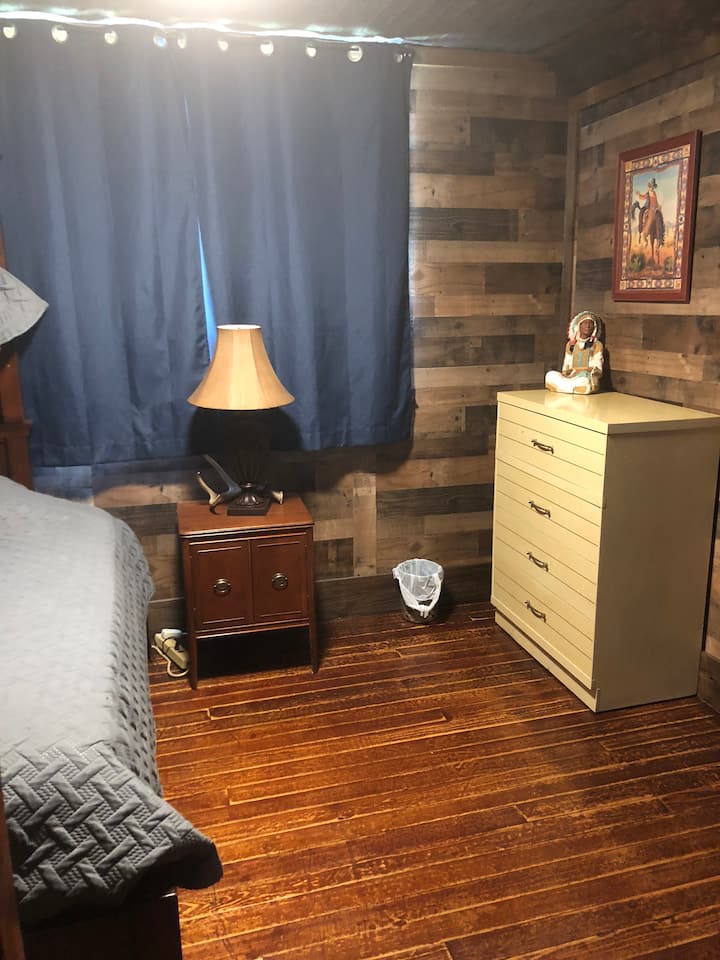 Спалня №2, двойно легло и единично легло (двуетажно легло)