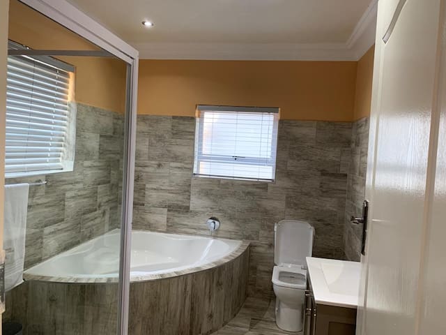 Lafiato Luxury Lodge And Spa managed Airbnb listing 1