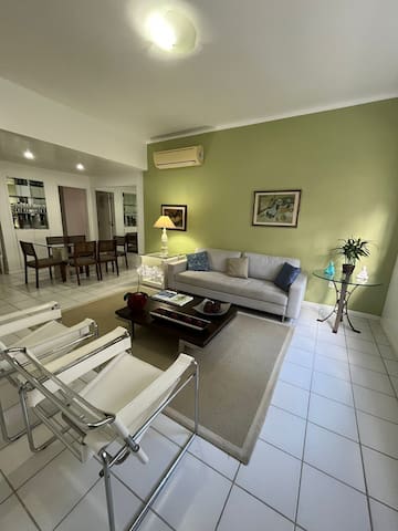 Ótimo Apartamento na Lagoa Rodrigo de Freitas.