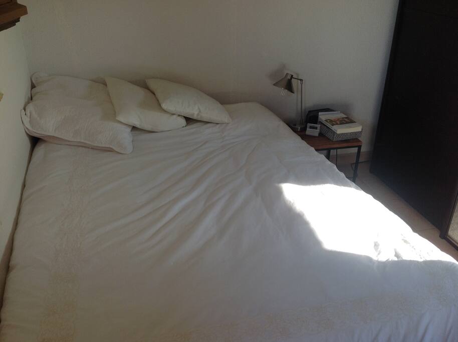 chambre 1 ( lit en 140 )