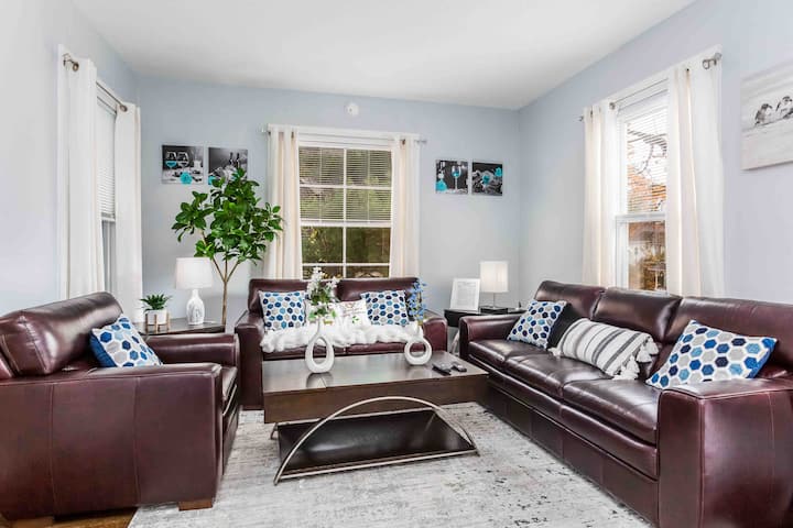 2 Bedroom Apartment Near Bristol Center - Bristol, CT
