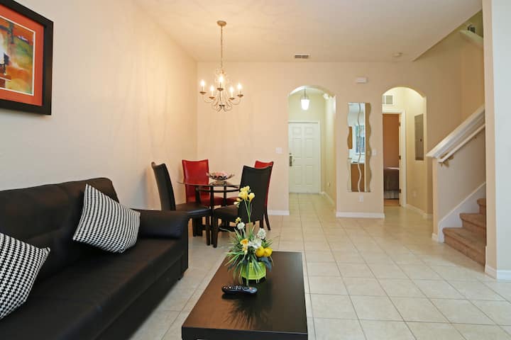 Lovely 3br/3bh,water Slide, Wifi, 3-mile To Disney - Lake Tohopekaliga, FL