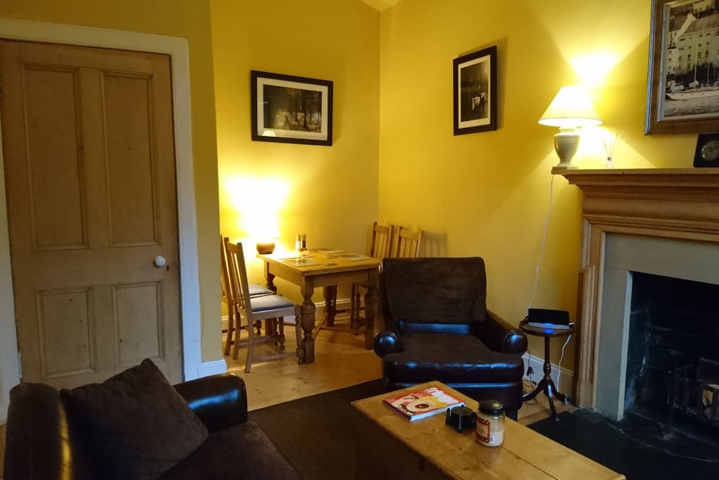 Living/dinning room