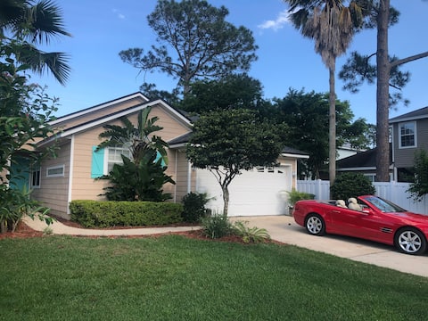 Surfers Cottage near Mayo Clinic in South Jax Bch