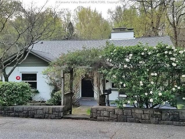 Airbnb Charleston Vacation Rentals Places To Stay West