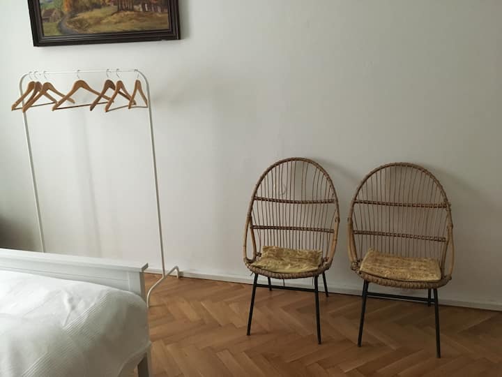 غرفة 2 / غرفة نوم