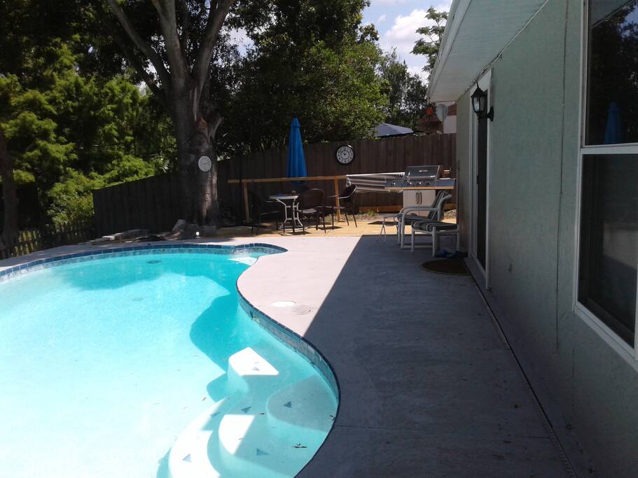 North deck for added shade