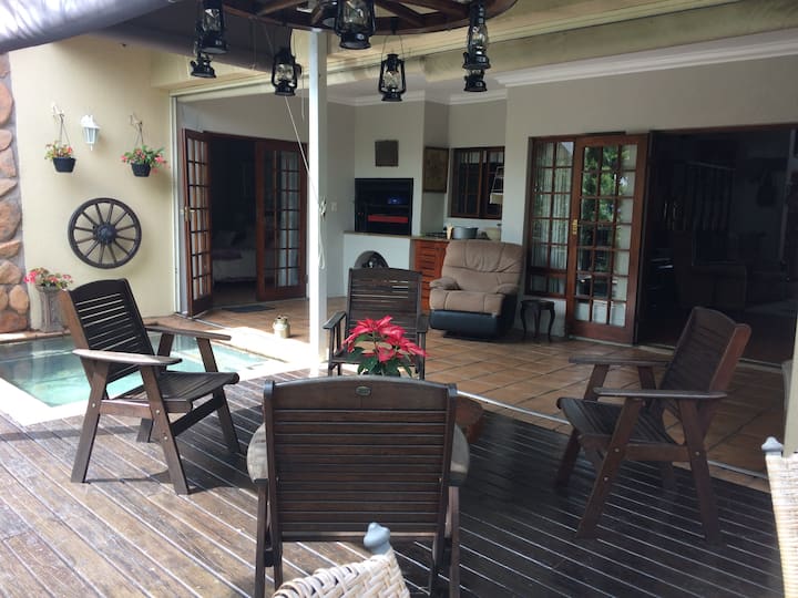 Comfortable home from home in White River