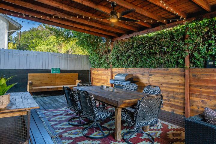 126 Sherman Oaks home -Pool gallery image 5