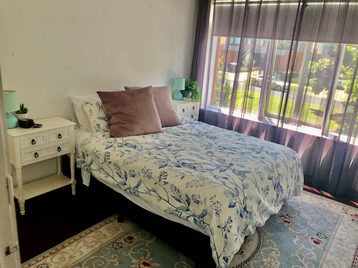 8 Best Airbnb Vacation Rentals In Essendon, Australia Updated 2024