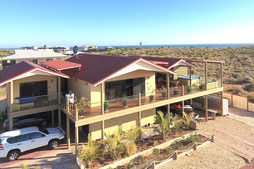 On the Deck Shark Bay Blue Room Bed and breakfasts for Rent in