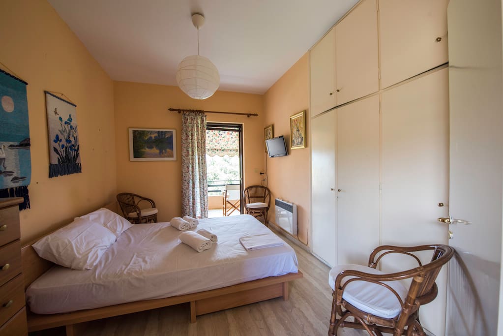 Υπνοδωμάτιο 1 - Bedroom 1