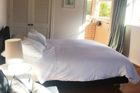 Simple Garden Studio