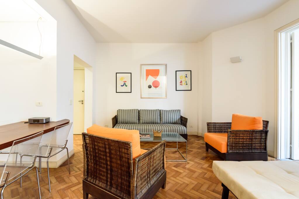 Sala / mesa de jantar