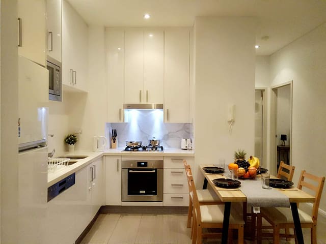 Airbnb Rhodes Vacation Rentals Places To Stay New South