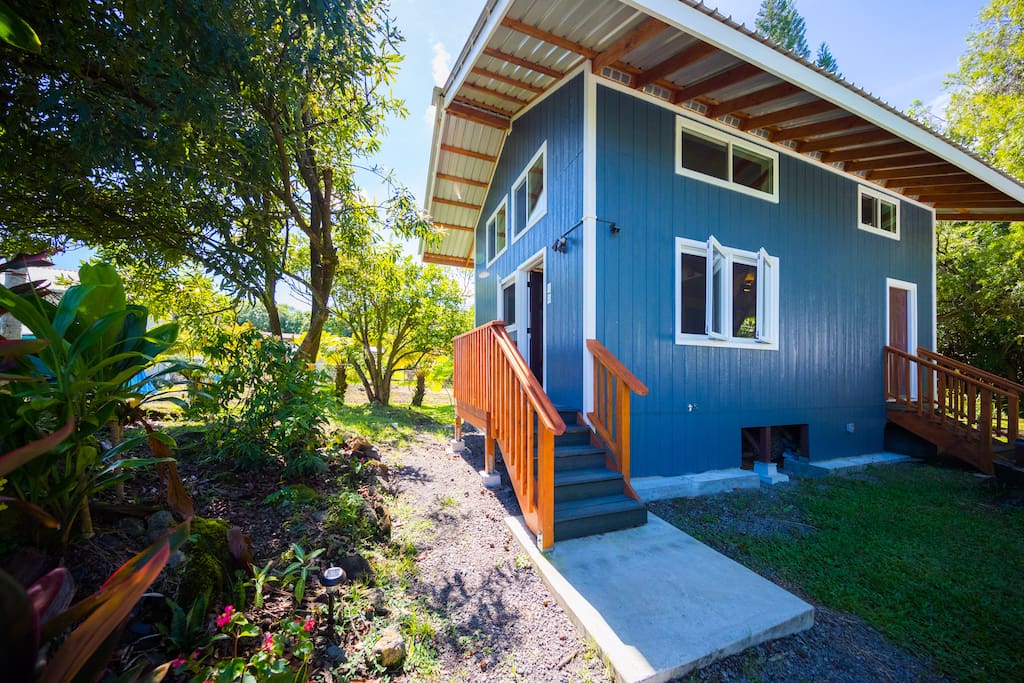 The Jungle Getaway Houses for Rent in Hilo, Hawaii, United States