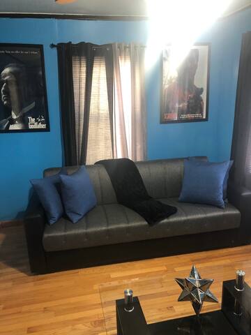 NYC Frontline gallery image 3