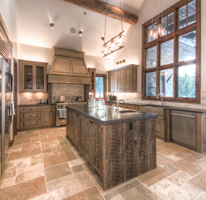 Chef's kitchen