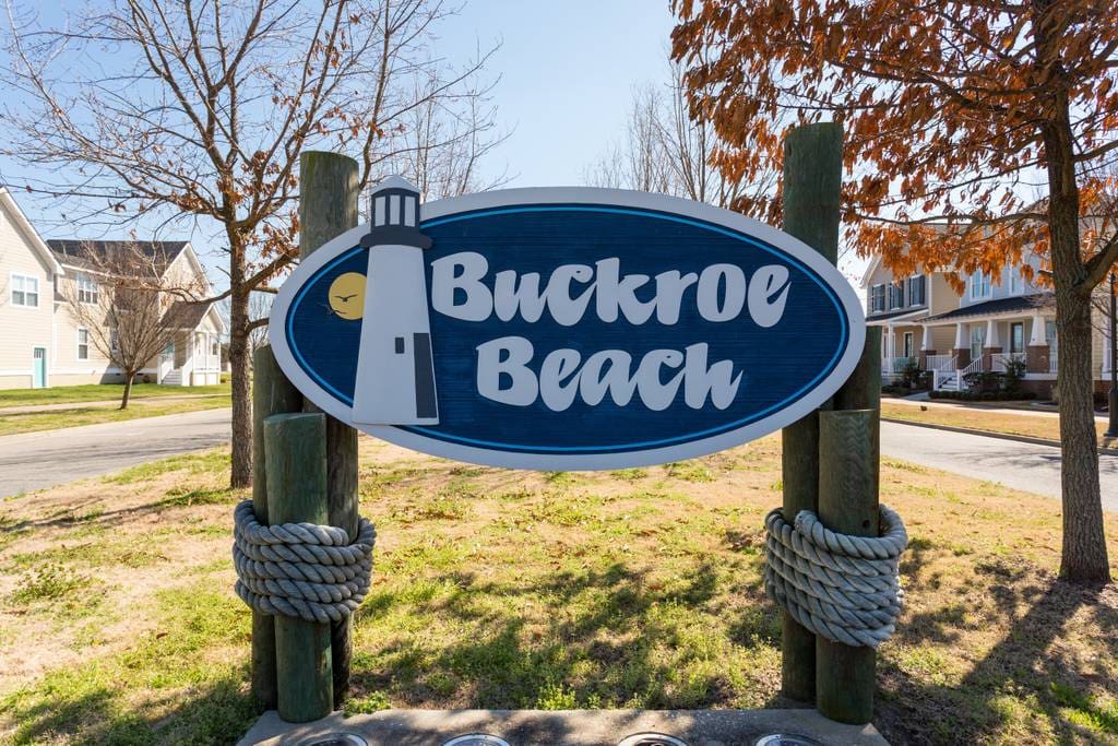 Buckroe Beach in the spring before the flowers and trees bloom