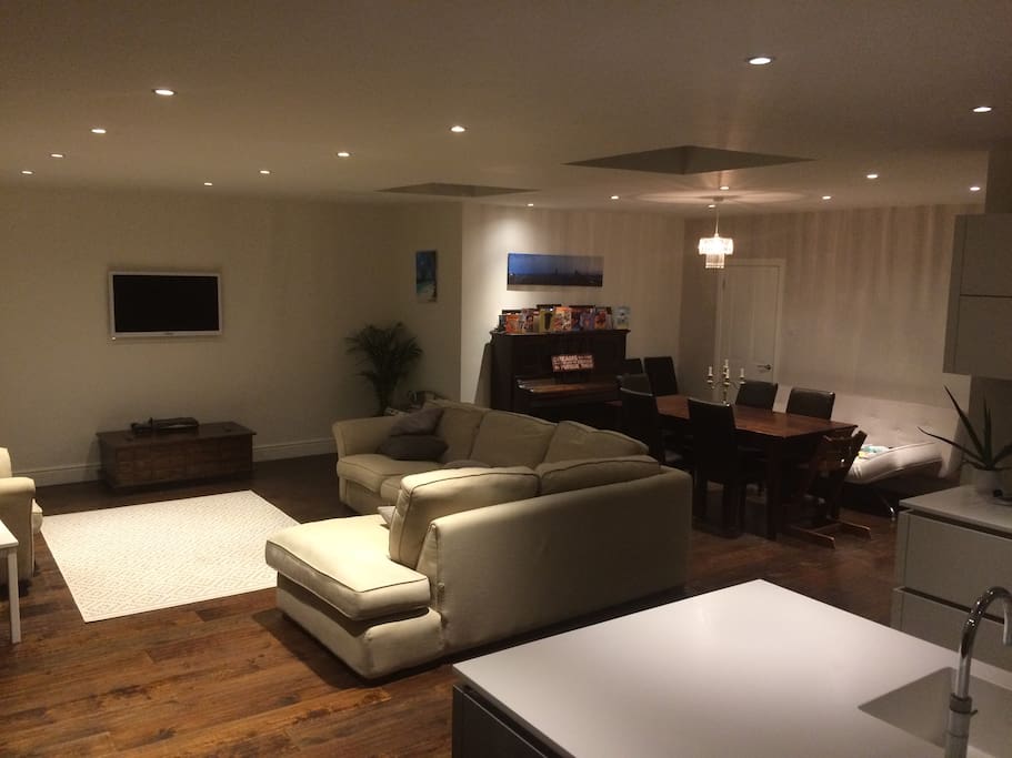 Large open plan kitchen, lounge and diner. Excellent entertaining space