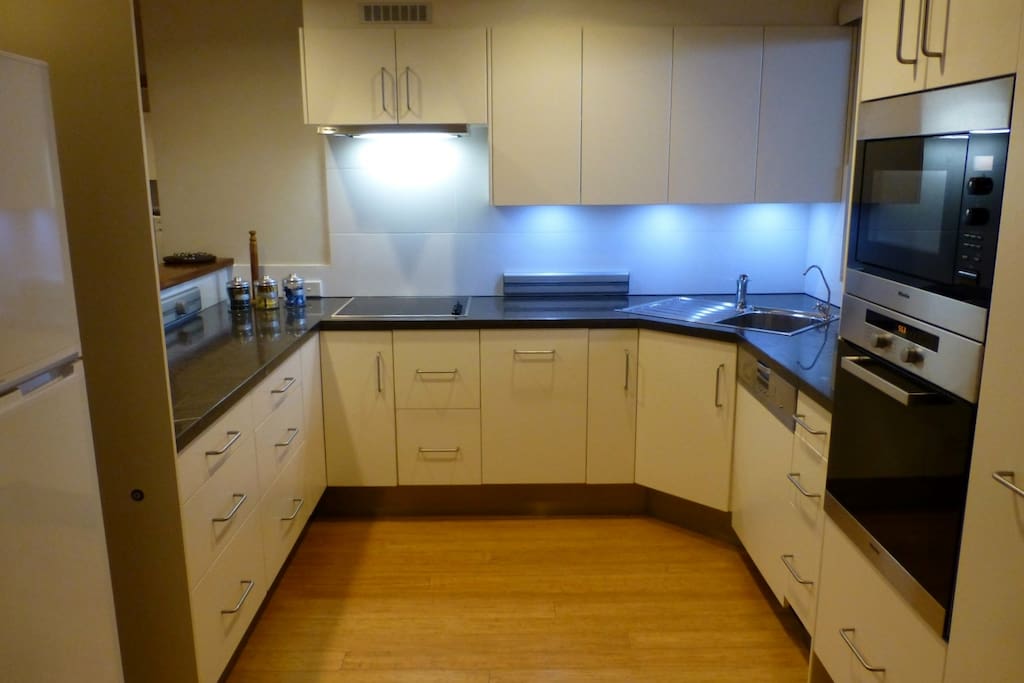 Fully equipped kitchen with Miele appliances