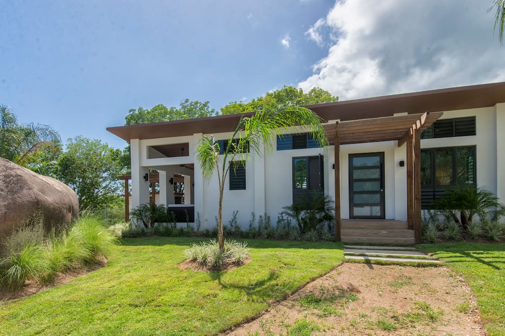 Front entry of the casita