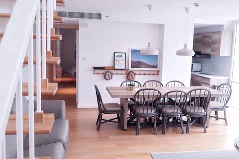 Huahin Beachfront: Duplex Suite x Triple Rooms