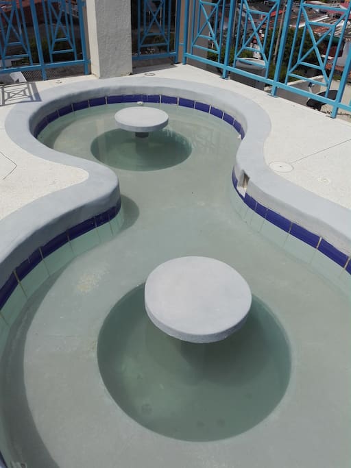Jacuzzi