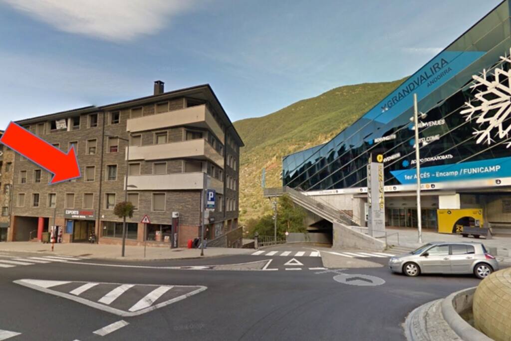 Tucamp Telecabina De Encamp Apartments For Rent In Encamp Encamp Andorra