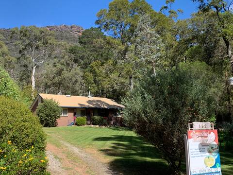 Sundial Holiday Apartments A1