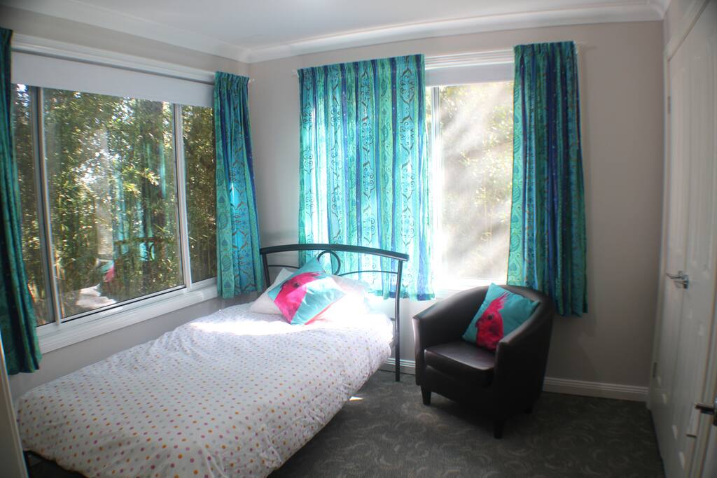 Bedroom 1 bedding options include 2 x singles or 1 x double