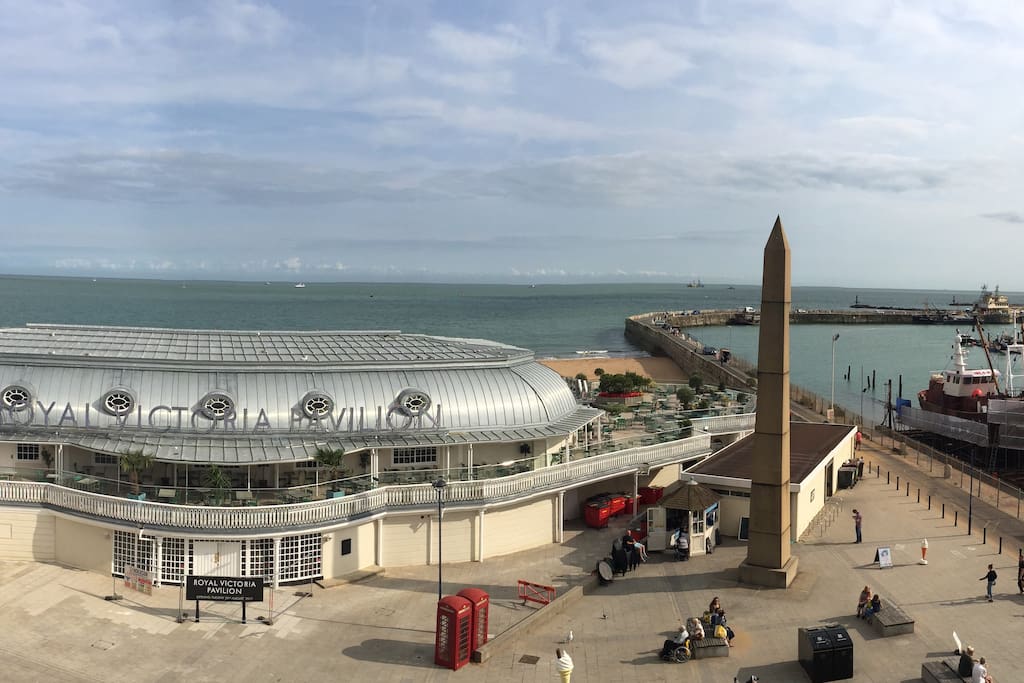 A snippet of your panoramic balcony view
