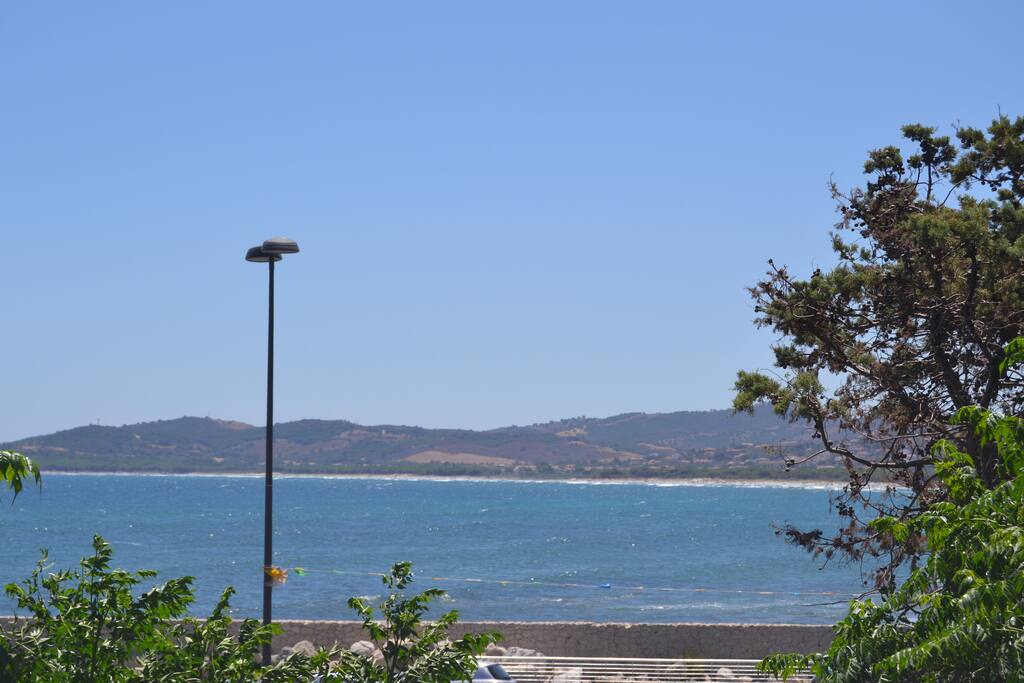 Vista mare dal giardino