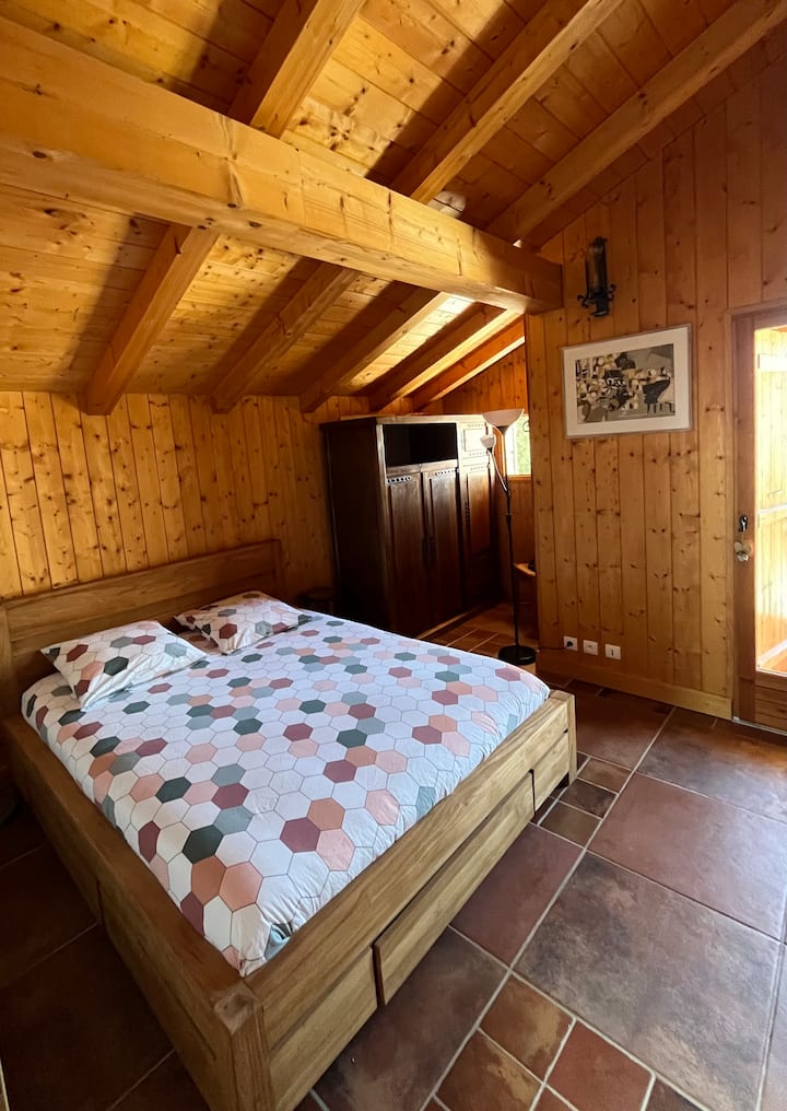 საძინებელი 2