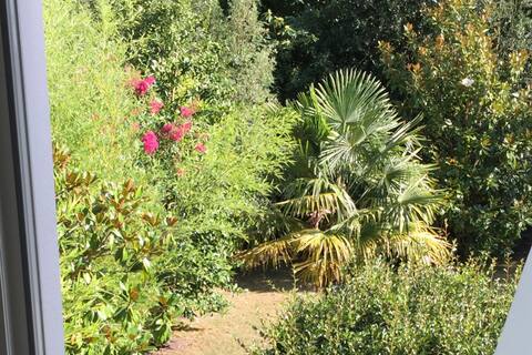 Popular Airbnb listing: Quiet studio in the countryside in Carquefou in Carquefou