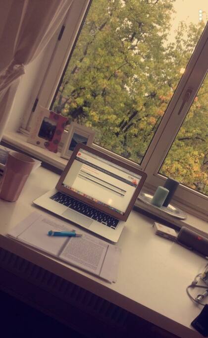 Der Schreibtisch