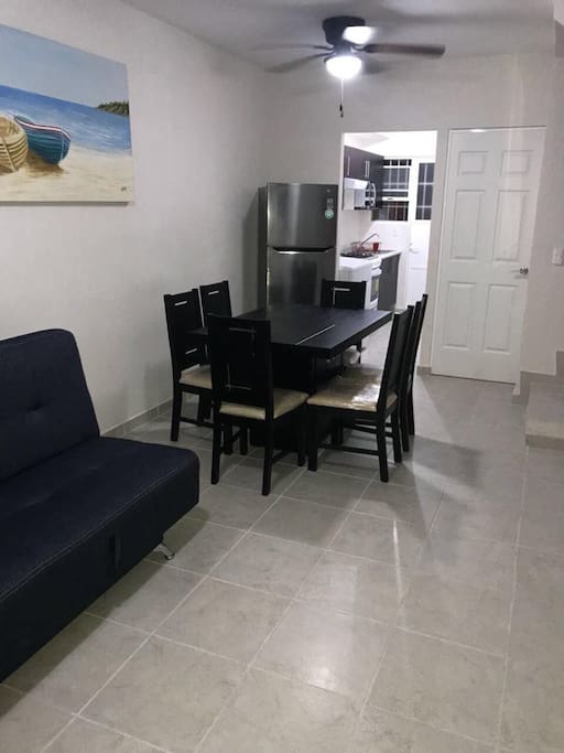 SALA SOFÁ CAMA, COMEDOR,