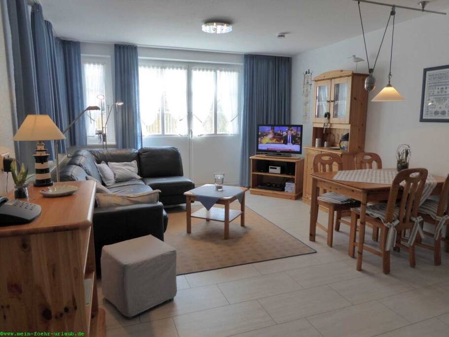 Wohn-/Esszimmer