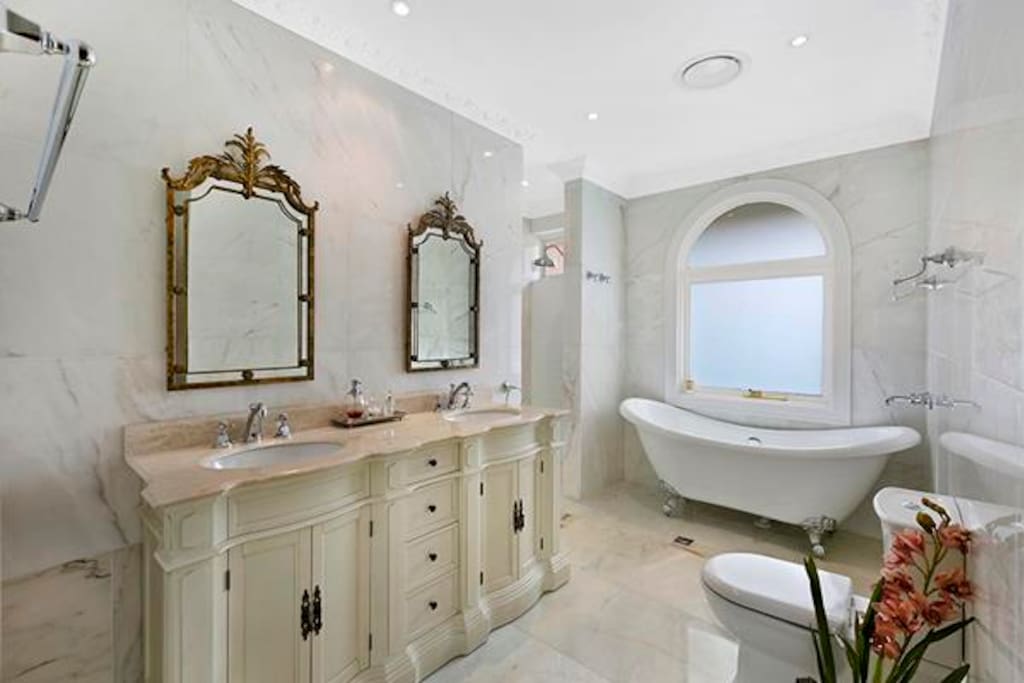 Deluxe marble bathroom