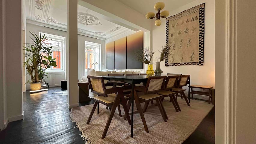 Grand Apartment, Full of Chic Flair in Hip Anjos